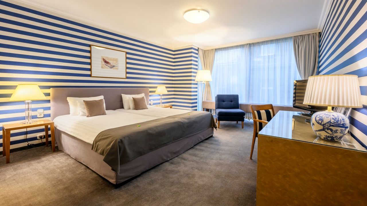Superior room